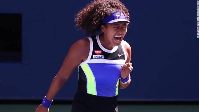 球场上的比 球场上的比