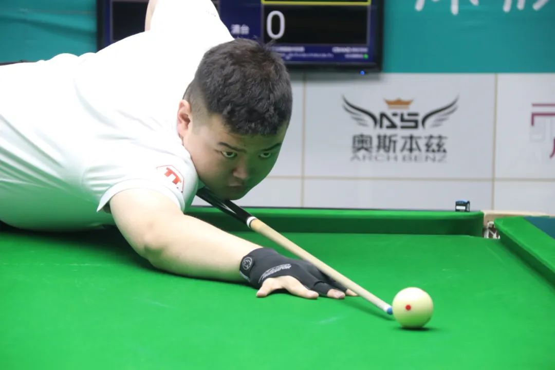 这位传奇巨 这位传奇巨